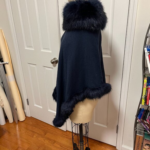 Faux Fur Knit Poncho - Picture 2 of 3